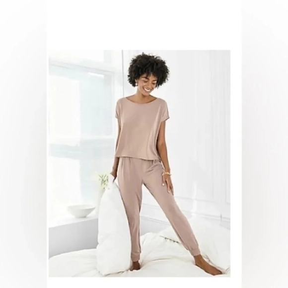 Express Pants - Express Super High Waisted Silky Sueded Jersey Joggers Size XL​